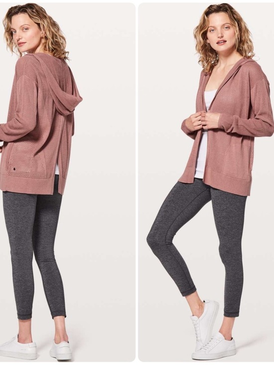 lululemon athletica Sweaters - Lululemon Still Movement Wrap
Heathered Quicksand (123)